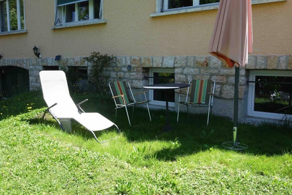 Appartement 1 Piece Entresol 30 M2 Proche Du Centre Et Bain Thermal Ивердон ле Бен Екстериор снимка